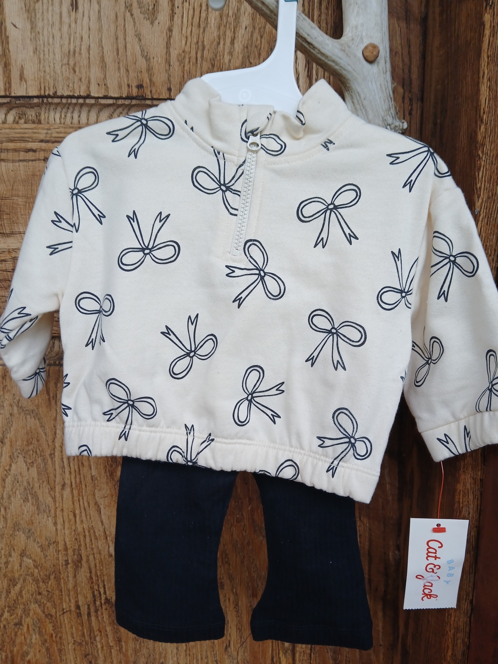 Cat & Jack Cream Bow-Print Half-Zip Pullover with Black Leggings 0-3 Months